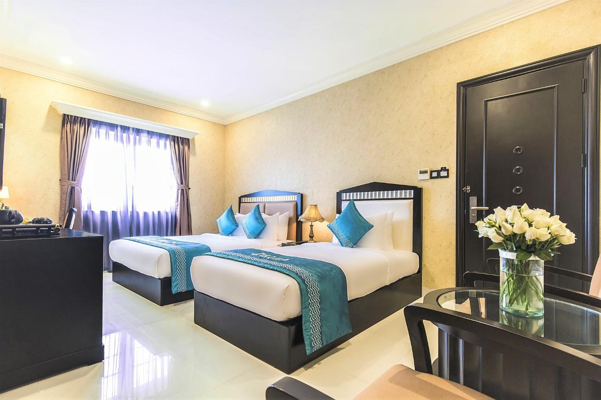 Ibiza Riverfront Da Nang Hotel Powered By Aston Exterior foto
