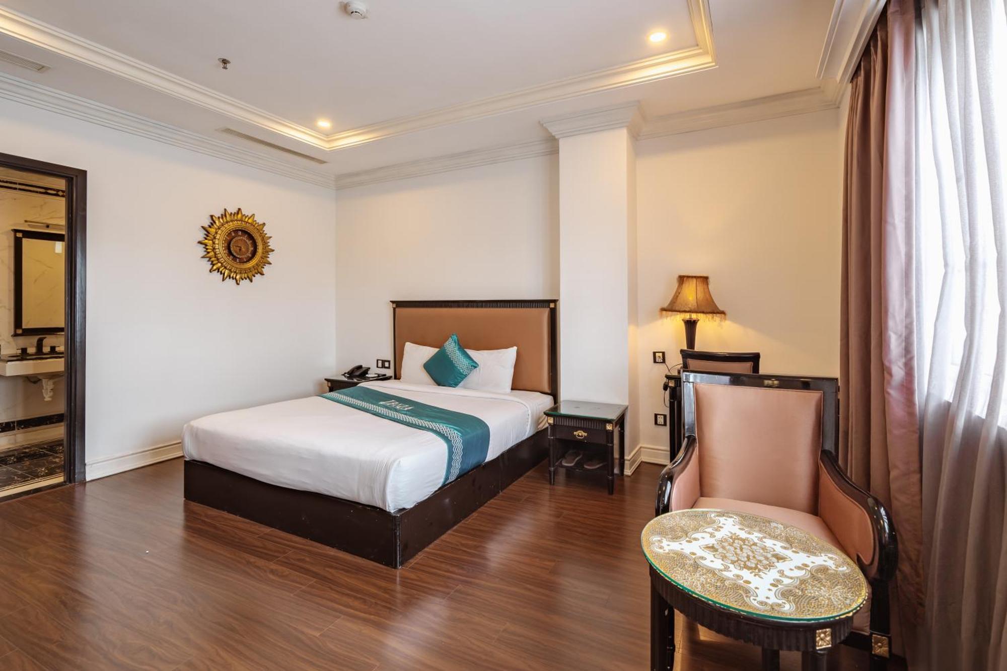 Ibiza Riverfront Da Nang Hotel Powered By Aston Exterior foto